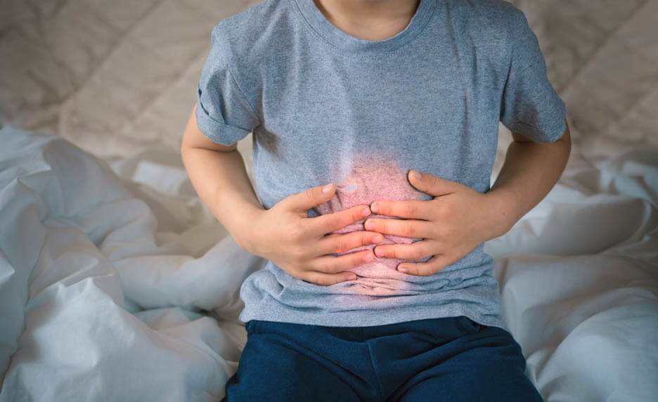 Troubles gastro-intestinaux chez l’enfant : peu de preuves quant à l’efficacité des régimes